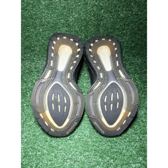 Adidas Ultraboost 21 Women's Size 5 Running Shoes Triple Black - Picture 7 of 8